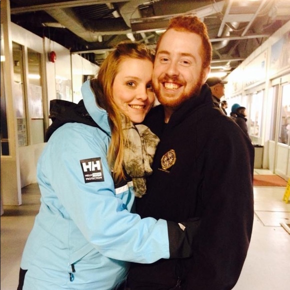 Meet your Posher, Kyra - Picture 2 of 2